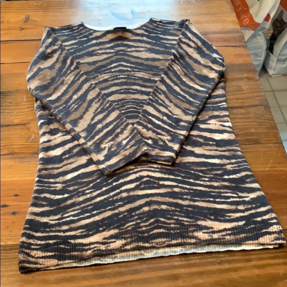 Talbots animal print Pure Cashmere Size XS